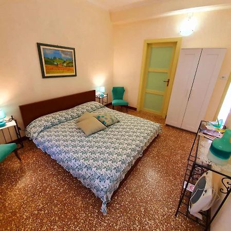 مبيت وإفطار Erli Il Girasole ...At Andorus' House المظهر الخارجي الصورة