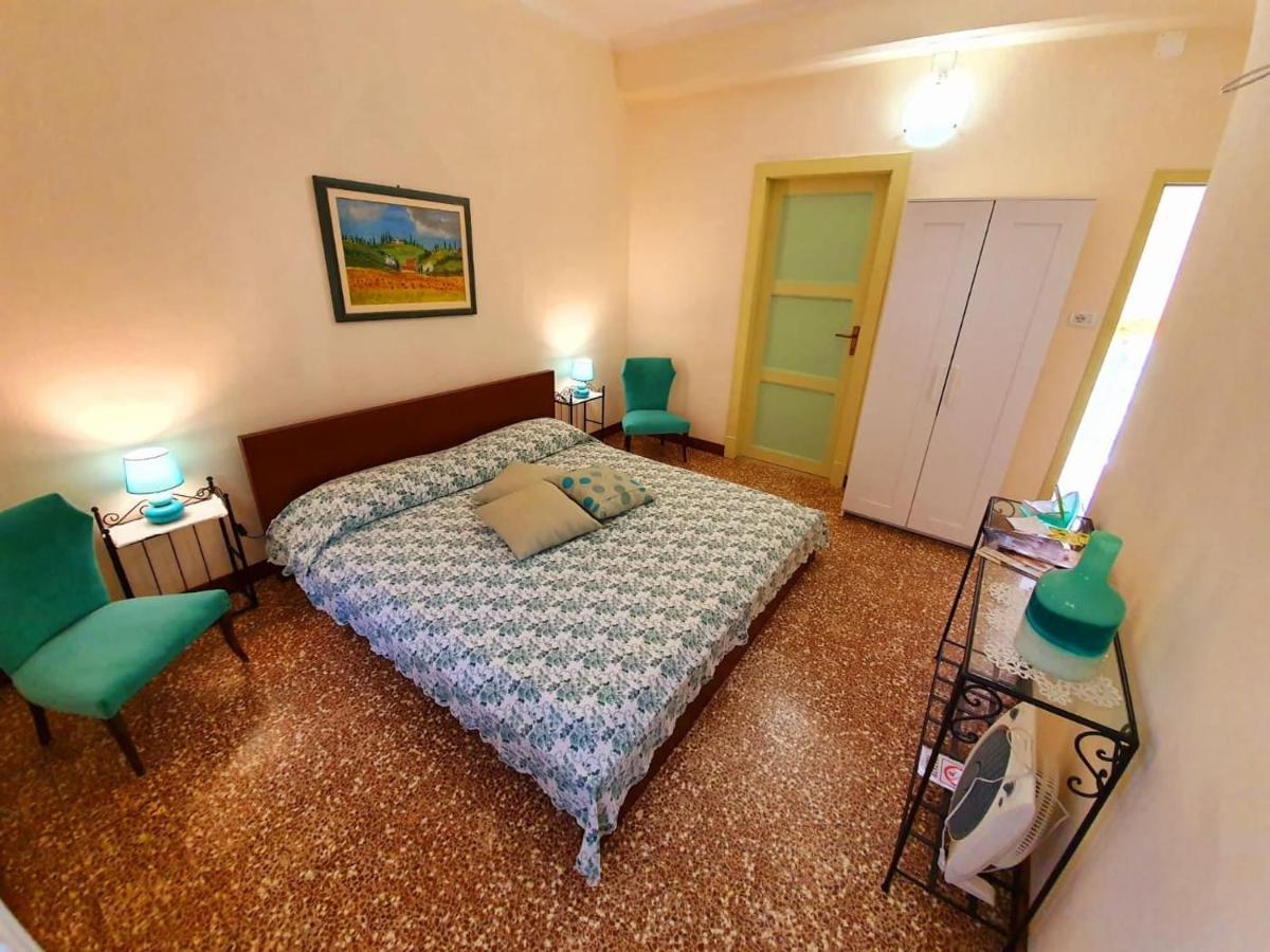 مبيت وإفطار Erli Il Girasole ...At Andorus' House المظهر الخارجي الصورة